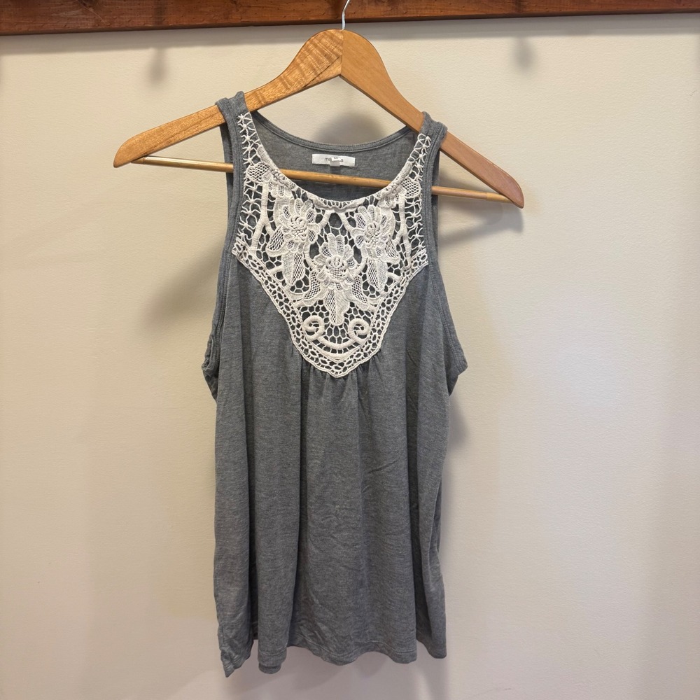 Maurices Womens Gray Crochet Lace Bib Tank Top Sleeveless Scoop Neck Size M